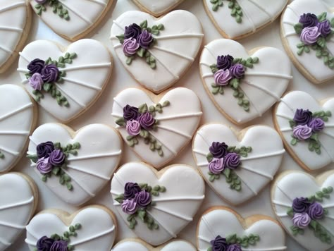 Bridal Shower Cookies Lavender, Lilac Bridal Shower Cake, Purple Wedding Cookies Decorated, Purple Bridal Shower Cookies, Purple Wedding Cookies, Heart Cookies Decorated, Bride Cookies, Wedding Cookies Decorated, Purple Cookies