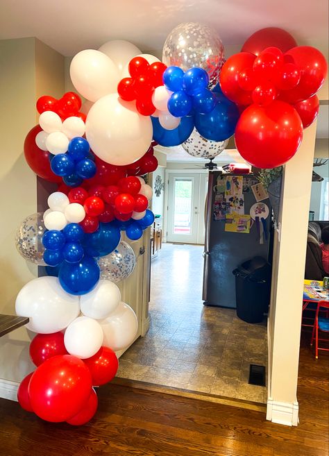 Blue And Red Graduation Party Ideas, Formal Party Decorations, Blue Graduation Decorations, Usmc Retirement, Blue Graduation Party, Team America, Balloons Arch, Scene Style, Graduation Party Diy