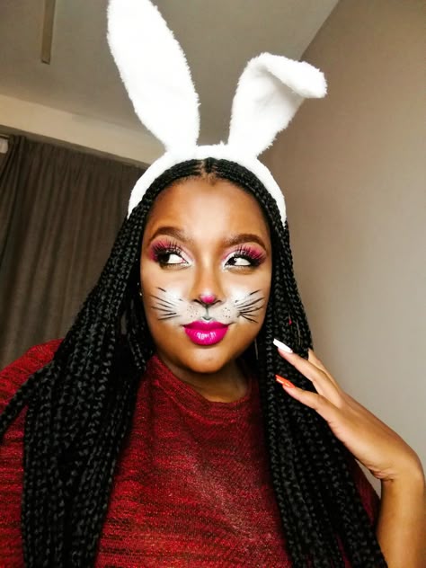 Black girl glamorous bunny Rabbit Makeup Easy, The White Rabbit Makeup, Scary Rabbit Makeup, Bunny Makeup Looks Halloween, Bugs Bunny Makeup, Simple Bunny Makeup, White Bunny Makeup, Black Bunny Makeup, Bunny Nose Makeup