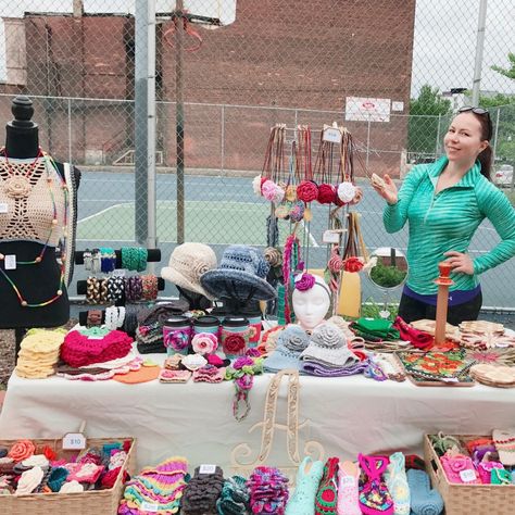 Selling at local craft shows is always fun! Craft fairs, Local crafts Craft Shows, Local Crafts, Hacks Diy, Craft Fairs, Diy Gifts, Diy Ideas, Diy Projects, For Free, Things To Sell