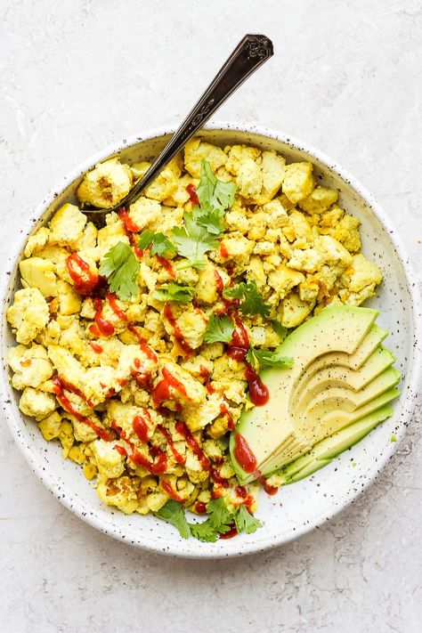 Easy Tofu Scramble - Food with Feeling Tofu Scrambled Eggs, Tofu Scramble Recipe, Easy Tofu, Tofu Scramble Vegan, Scrambled Tofu Recipe, Scrambled Tofu, Egg Replacement, Tofu Scramble, Breakfast Recipe