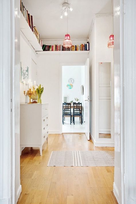 11 Ways To Make Big Space In Your Small Bedroom • One Brick At A Time Ceiling Shelves, Apartment Entryway, Hallway Storage, Bookshelves Diy, House Inspo, Furniture For Small Spaces, Small Apartments, Small Bedroom, White Walls