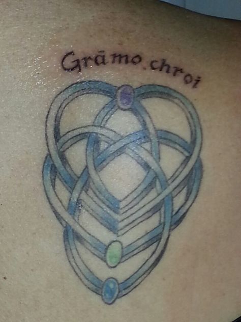 Celtic motherhood knot with birthstones. Been waiting for this for a long time. Grá mo chroi  ~love of my heart. 8/16 Celtic Grandmother Tattoo, Celtic Grandmother Knot Tattoo, Mother Daughter Celtic Knot Tattoo, Celtic Knot Motherhood, Mother Daughter Celtic Knot, Celtic Motherhood Tattoo, Grandmother Tattoo, Pinapple Tattoos, Celtic Motherhood Knot