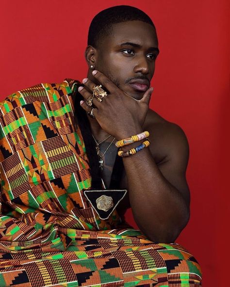 Ghana Culture, African Royalty, Black Men Fashion Casual, Glam Photoshoot, Kente Cloth, Cute Black Guys, African Inspired Fashion, African Men Fashion, African Men