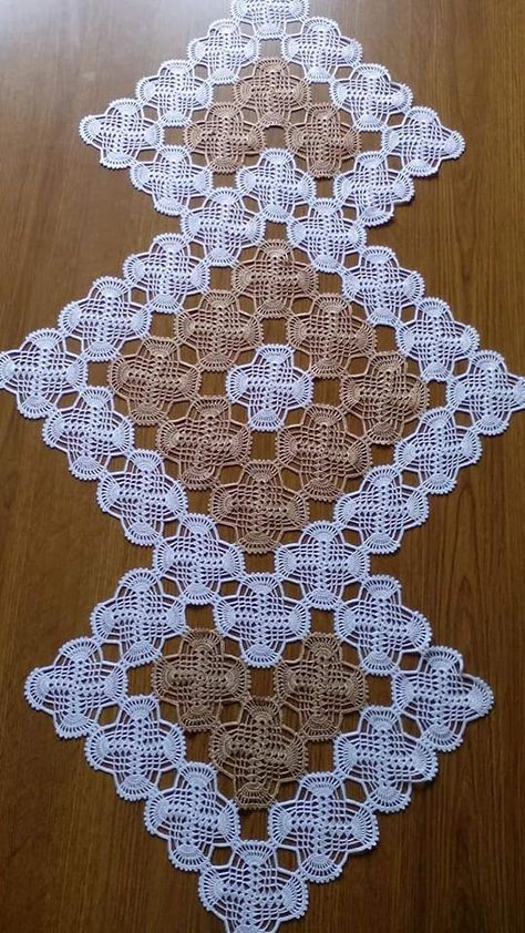 Taplak Meja Crochet, Crochet Tablecloth Pattern, Free Crochet Doily Patterns, Crochet Doily Diagram, Crochet Table Runner Pattern, Crochet Coaster Pattern, Crochet Mandala Pattern, Easy Crochet Stitches, Crochet Motif Patterns