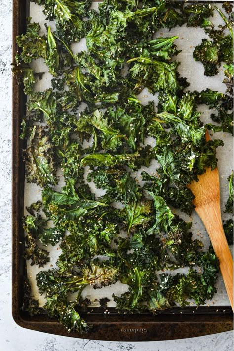 Oven Roasted Kale and Chickpeas - The Fresh Find Kale Oven Roasted, Oven Roasted Kale, Roast Kale, Roasted Kale Recipes, Kale Snacks, Kale And Chickpeas, Roasted Kale Chips, Nutrient Dense Recipes, Roasted Kale