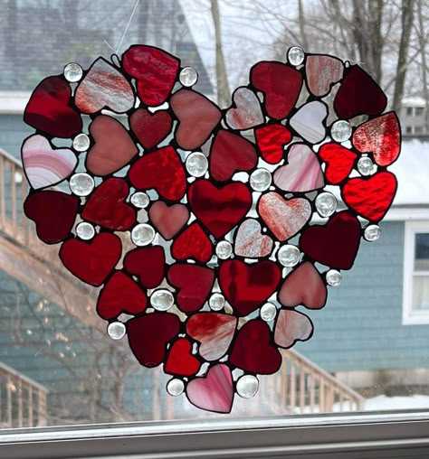 Stained Glass Valentine Patterns, Stained Glass Art Heart, Valentines Day Stained Glass Patterns, Stained Glass Valentines Day, Stained Glass Hearts Suncatcher, Scenery Nature, Beautiful Scenery Nature, Glass Ideas, Beautiful Scenery