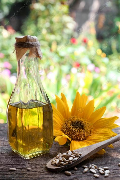 Spa Vibes, Oil Image, Product Shoot, Color Crush, How To Attract Customers, Art Practice, Cooking Oil, Oil Bottle, Sunflower Oil