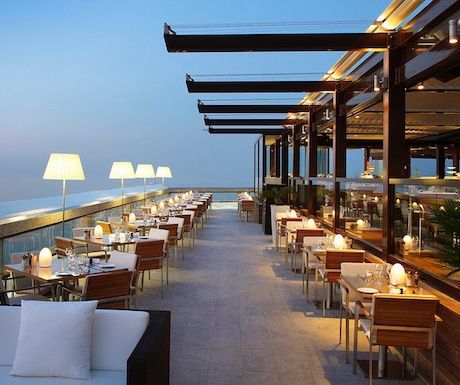 Rooftop Bar Design, Fairmont Monte Carlo, Hotel Rooftop Bar, Roof Top Bar, Rooftop Restaurant Design, Terrasse Design, Terrace Restaurant, Fairmont Hotel, Rooftop Design