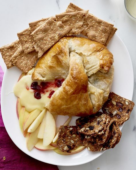 Come on, it doesn't get any better (or more classic) than this. Baked Brie In Puff Pastry Christmas, Puff Pastry Wrapped Brie, Brie Cheese Cranberries Puff Pastry, Baked Brie With Cranberry Sauce Puff Pastries, Brie Jam Puff Pastry, Brie Wheel, Oscar Food, Baked Brie In Puff Pastry, Brie In Puff Pastry