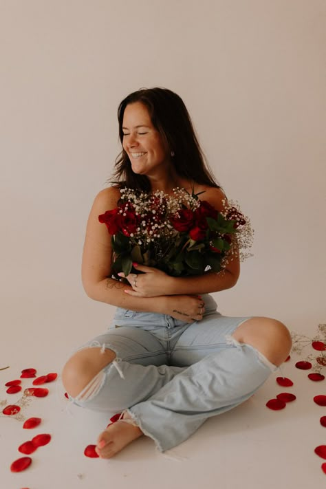 At home flower photoshoot Valentine Flower Photoshoot, Roses In Pants Photoshoot, Floral Photoshoot Ideas At Home, Self Love Photoshoot Ideas Flowers, Diy Flower Top Photoshoot, Flower Self Portrait Photography, Valentines Photoshoot Newspaper, Valentines Flower Photoshoot, Indoor Flower Photoshoot Ideas