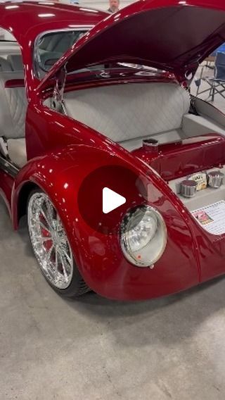 Sampa Fusca Club on Instagram: "Krusinusa Tmj no @sampa_fusca_club

#vocho #vwbug #kafer #volks #escarabajo #beetle #fusca #aircooled #maggiolino" Madonna Frozen, Custom Vw Bug, Vw Super Beetle, Vw Bug, Madonna, Favorite Color, Frozen, Red, On Instagram