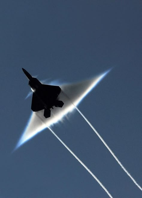 Photo Avion, F 22 Raptor, Wow Photo, F4 Phantom, Sound Barrier, F22 Raptor, Air Fighter, Military Jets, Jet Aircraft