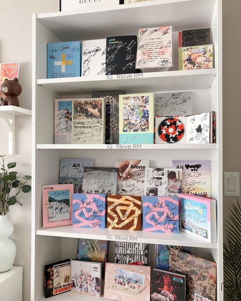 Kpop Albums Shelf, Bookshelf Inspiration, Army Room Decor, Album Collection, Kpop Album, Room Fan, Pinterest Room Decor, Pop Collection, Seventeen Album