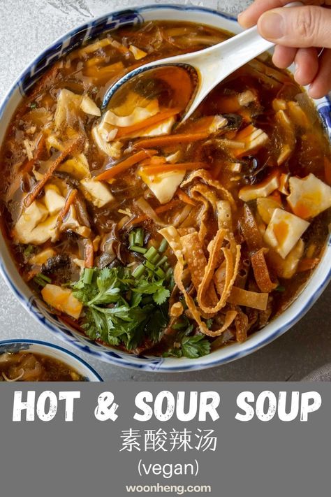 How to make Vegan Hot and Sour soup - WoonHeng Vegan Hot And Sour Soup Recipe, Vegan Hot And Sour Soup, Hot N Sour Soup, Sour Strips, Hot And Sour Soup Recipe, Sweet And Sour Soup, Sour Soup Recipe, Asian Soup Recipes, Chinese Soup Recipes