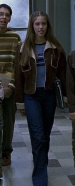 1990s Teenage Fashion, Invictus Aesthetic, 90s Nerd Outfit, Freaks And Geeks Outfits, 90s Teen Aesthetic, 1990s Fashion Trends 90s Style, Nerd Girl Outfit, Late 90s Aesthetic, Moon Y2k