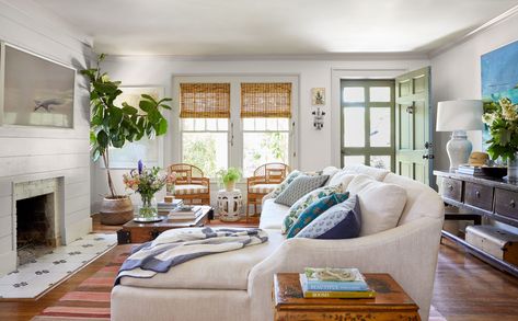 This Century-Old Bungalow Gets a Stylish Transformation | Southern Living Southern Bungalow Homes Interior Design, Southern Bungalow Interior, Decorating A Bungalow Style Home, Small Bungalow Living Room Ideas, Small Bungalow Living Room Layout, Coastal Bungalow Interior, Beach Bungalow Interior Design, 1940s Bungalow Living Room, Bungalow Style Living Room