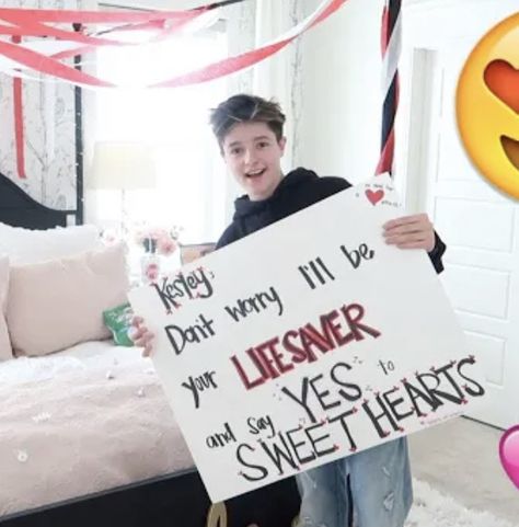 High School Promposal 2023 for sweethearts dance! Sweethearts Dance Response, Answering Dance Posters, Promposal Answers, Hoco Answer Ideas, Sweethearts Dance Proposal, Dance Promposal, Brock And Boston, Dance Responses, Dance Poster Ideas