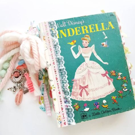 Handmade junk journal featuring a vintage Little Golden Book Cinderella cover! Little Golden Books Crafts, Disney Junk Journal, Cinderella Scrapbook, Crafty Christmas Gifts, Disney Readin G Colores Cinderella Crihsmstans Book, Little Golden Book Junk Journal, Collage Party, Altered Book Journal, Old Book Crafts