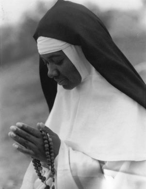 The Rosary and Spiritual Motherhood - Dominican Nuns, Marbury, Alabama Dominican Nuns, Dominican Sisters, Consecrated Life, Dominican Order, Intercessory Prayer, Daughters Of Charity, Nuns Habits, Anti Christianity, Bride Of Christ