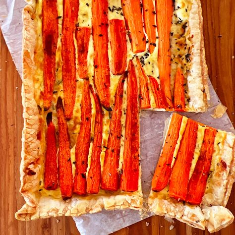 An easy savory vegetable tart made with carrots, goat cheese & ricotta, and a store-bought puff pastry. Carrot Goat Cheese, Carrot Tart, Ricotta Filling, Vegetable Tart, Almond Pastry, Puff Pastry Crust, Goat Cheese Tart, Mexican Crema, Easter Recipe