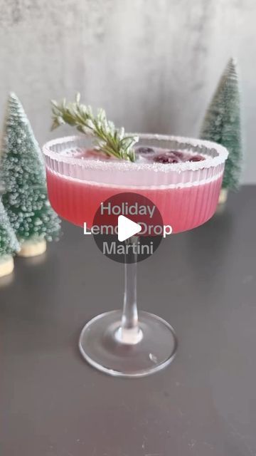 Viral Drinks on Instagram: "Holiday Lemon Drop Cocktail 🍸🍋 Comment “lemon” and we will DM you the recipe! 👇 (via drinkswithdanica) #cocktails #lemondrop #drinks #holidaydrinks" Holiday Lemon Drop, Holiday Lemon Drop Martini, Christmas Lemon Drop Cosmo, Christmas Lemon Drop Martini, Christmas Lemon Drop, Cranberry Lemon Drop Martini, Cranberry Lemon Drop, Sugared Rosemary, Lemon Drop Drink