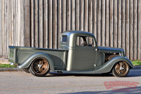 34 Ford Coupe, Bronze Wheels, Hot Rod Pickup, Rat Rods Truck, Grille Inserts, Ford Pickup, American Leather, Car Colors, Classic Trucks