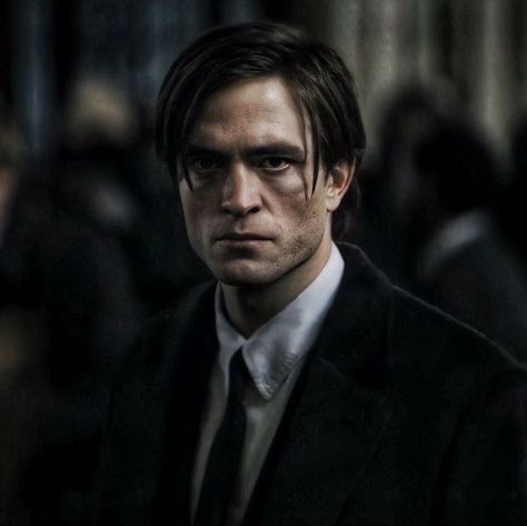 Pin de No Hope In Lies em Dc Mans | Cores de cabelo masculino, Super herói, Filmes Bruce Wayne 2022, Batman Pattinson, Robert Pattinson Batman, Pattinson Batman, Batman Christian Bale, Batman 2022, Batman Film, Batman Pictures, Batman Poster