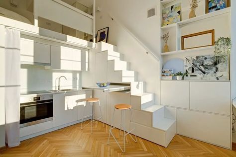 Mezzanine Studio, Tiny Studio Apartments, Micro Apartment, Deco Studio, Custom Furniture Design, Tiny Studio, Shower Cabin, Optimize Space, Loft House