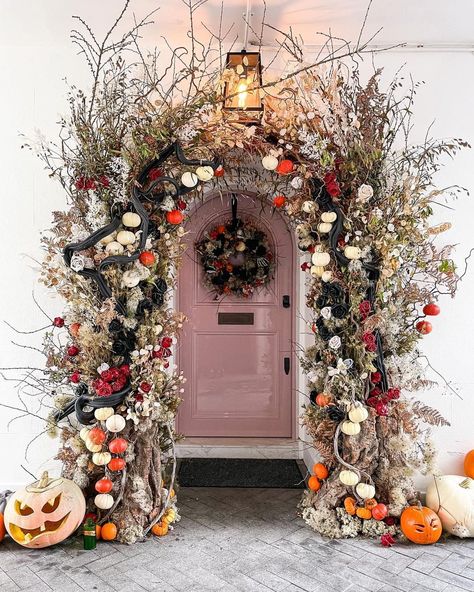 Fall Door Archway, Halloween Doorway Decorations, Halloween Door Arch, Fall Arch, Fall Archway Decor, Halloween Door Garland, Pumpkin Front Door Arch, Floral Doorway, Halloween Archway Entrance