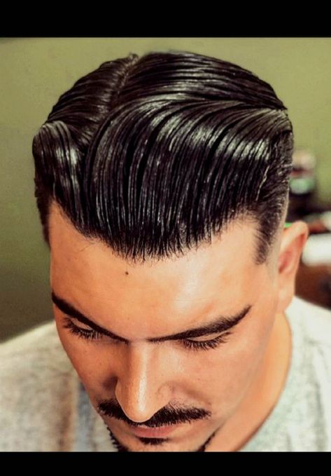 Brylcreem Hairstyles, Lebanese Men, Slicked Hairstyles, Greaser Hair, Hairstyles Undercut, Slicked Hair, Slick Hair, Male Hairstyles, S Haircut