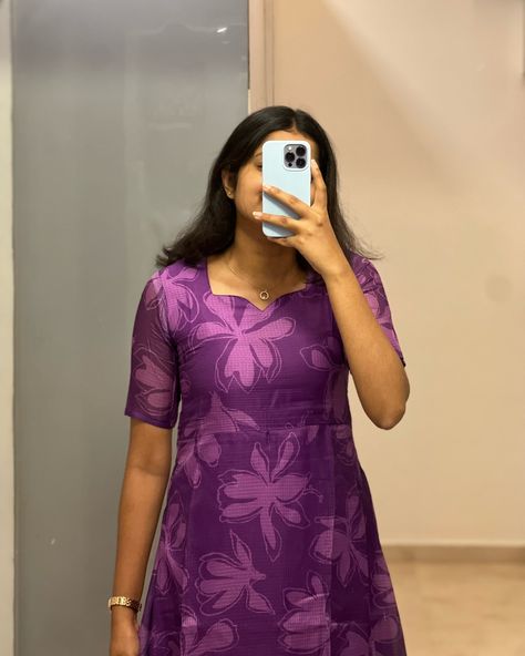 comment ‘LOLITA’ to know price E- 1171 Kota cotton maxi with short sleeves (with lining) Sizes: XS to XL Mild soap handwash and steam ironing is recommended Dm for orders and price Colour may slightly vary due to lighting Model Size -Xs [kurti, festive, maxi, co ord, kurta sets, regular wear, casual wear, office wear, style, marriage] #kurti#casulakurti#dailywearkurti#smallbusiness#officewearkurti#officewearstyle#kurtisofeyal#festivekurtis#kurtidesign#kurtis #kurticollection#kurtifash... Chudithar Sleeve Designs, Cotton A Line Kurti Designs, Half Sleeves Kurti Designs, Cotton Dress Neck Designs, Kurti Front Neck Designs, A Line Kurti Designs, Sleeves Kurti, Front Mehndi, Salwar Design