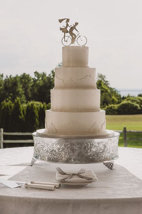 Bicycle Wedding Cake, Bicycle Cake, Sweet Board, Bicycle Wedding, Romantic Summer Wedding, Mackinac Island Michigan, Photography Cake, Flowers Candles, Fondant Wedding Cakes