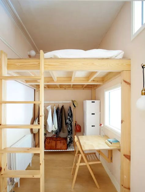 17 Loft Bed Ideas Perfect for Small Rooms to Maximize Space Single Loft Bed Ideas For Small Rooms, Loft Bed Ideas For Small Rooms Space Saving, Diy Loft Bed Ideas, Diy Loft Beds, Loft Bed Ideas For Adults, Small Loft Bedroom, Loft Bed Ideas For Small Rooms, Loft Bed Ideas, Adult Loft Bed