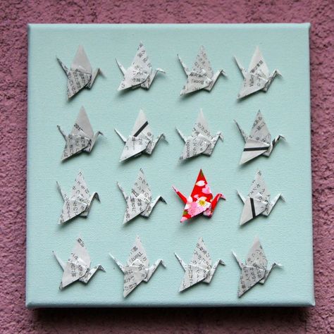 2d Origami, Diy Origami Home, Diy Origami Home Decor, Origami Home Decor, Origami Wall Art, Paper Punch Art, Origami Paper Folding, Origami Wedding, Origami Decoration