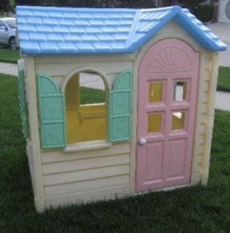 2000s Places Aesthetic, Nostalgic Playground, Kids Plastic Playhouse, 2010s Childhood, Plastic Playground, Plastic Playhouse, Girl Hood, Art Nostalgia, Playground Set