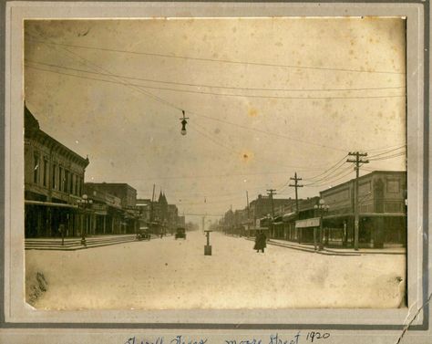 Moore St. Terrell, Texas 1920. Not sure this is really Terrell. I don't remember seeing some of these buildings. Terrell Texas, Vintage Pictures, Genealogy, Texas, Quick Saves