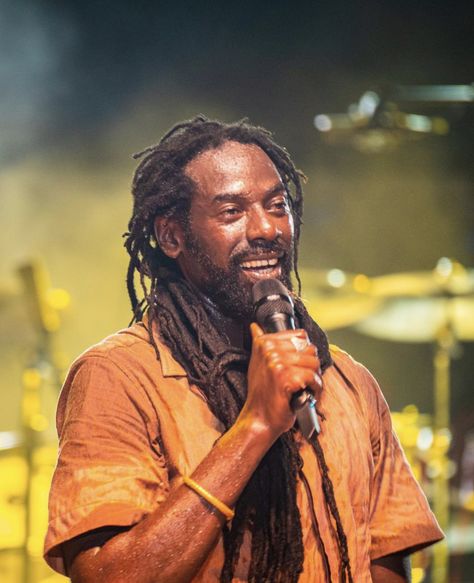 Stephen Marley, Buju Banton, Reggae Bob Marley, Reggae Artists, Jamaican Music, Roots Reggae, Happy Belated Birthday, Music Do, Belated Birthday