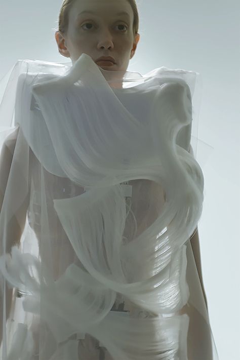 ying gao, http://yinggao.ca/possible-tomorrows/ Interactive clothing with fingerprint recognition technology, that acknowledges only strangers Ying Gao, Viviane Sassen, Speculative Design, Chinese Fashion, University Professor, Design Textile, Tech Fashion, Create Outfits, Hair Dos