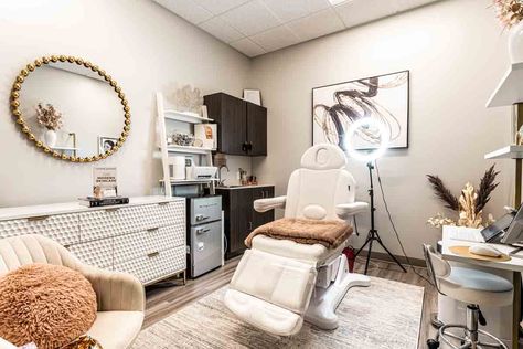 Botox Room, Botox Business, Quad Room, Hallway Seating, Salon Suites, Unisex Bathroom, Chair Style, Private Room, Beauty Business