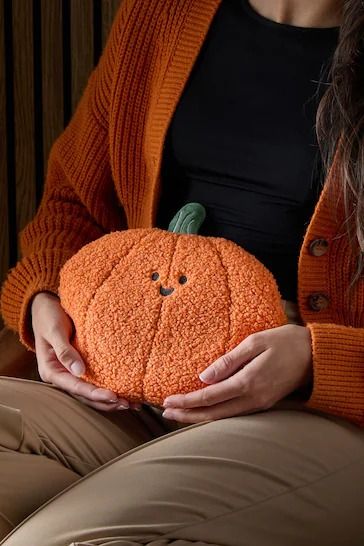 Orange Pumpkin Halloween Microwaveable Hottie Cozy Halloween Bedroom, 200 Aesthetic, Autumn Bedroom Decor, Indoor Halloween Decorations, Halloween Bedroom Decor, Cozy Halloween, Halloween Bedroom, Boutique Inspiration, Aesthetic Cozy