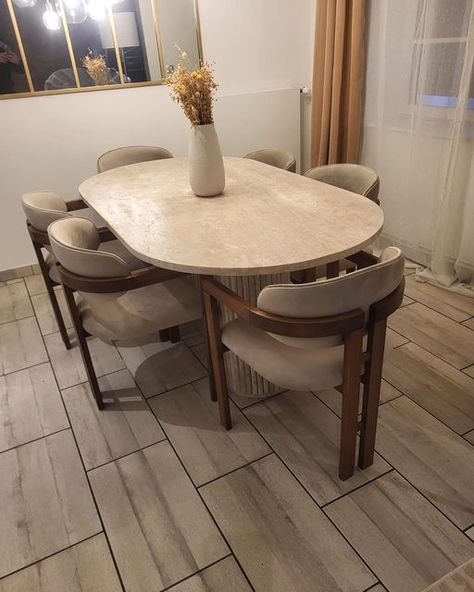 Round Travertine Dining Table, Travertine Marble Dining Table, Oval Travertine Dining Table, Travertine Tables, Table Travertin, Travertine Dining Table, Corner Sofa Living Room, Sofa Living, Corner Sofa