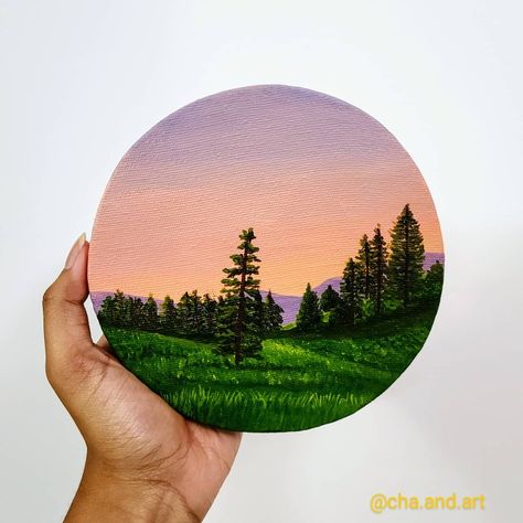 Sunset painting on small round canvas. Great for room decor. The pop of color really brightens up the room. DM to order and visit instagram account for more! Round Canvas, Sunset Painting, The Room, Instagram Accounts, Instagram Account, Color Pop, Room Decor, Canvas, Quick Saves