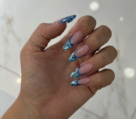 Nail Jewelry, Best Acrylic Nails, Eye Makeup Tutorial, Beauty Accessories, Blue Nails, Nail Manicure, Glow Up?, Stylish Nails, Nails Inspiration