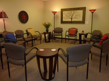 Teraphy Room, Group Therapy Room Design, Group Therapy Room, Counseling Room Decor, Counselling Room Design, Counseling Room, Therapy Offices, Counselling Room, Counseling Office Decor