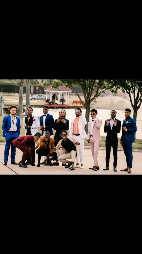 Pinterest: @quinnno Homecoming Dance Outfits, Homecoming Boys Outfits, Guys Prom Outfit, Prom Unique, Extravagant Dresses, Boy Prom Outfit, Prom Outfits For Guys, Ball Clothes, Outfits For Guys