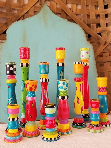 Painted Spindles Art, Boho Candle Stick Holders, Painted Candlestick Holders, Whimsical Candle Holder, Hand Painted Candle Sticks, Painted Candlesticks Diy, Candlestick Painting, Paint Candlesticks, Colorful Candlesticks