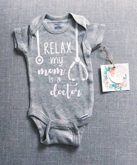 Boy Onsies, Baby Art Projects, Custom Baby Onesies, Cricut Baby, Baby Planning, Best Baby Shower Gifts, Baby Boy Onesies, Boy Onesie