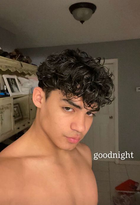 Curry Hair, Curly Hair Fade, Mixed Guys, Men Haircut Curly Hair, Mixed Hair, Mens Cuts, Long Hair Styles Men