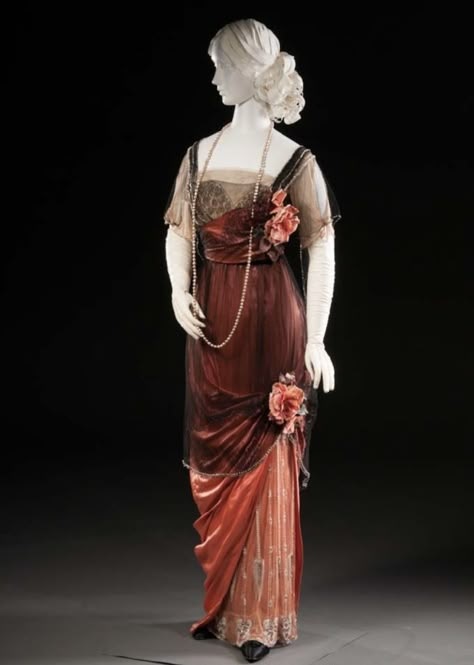 Motif Soutache, 1912 Fashion, Jeanne Paquin, Cristobal Balenciaga, Silk Evening Dress, 1910s Fashion, Jean Patou, 1920 Fashion, Elsa Schiaparelli